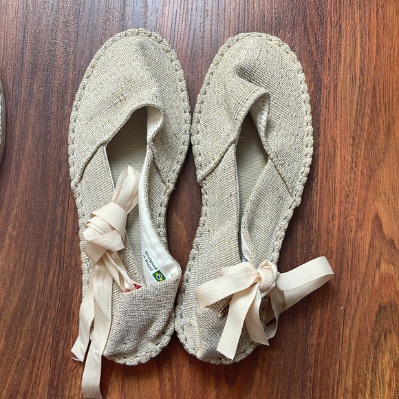 Havaianas Flats - 3 Pack Bundle - Picture 4 of 5